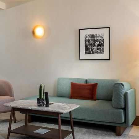 Ca'Di Dio-Small Luxury Hotel 威尼斯 外观 照片 A living room at the hotel